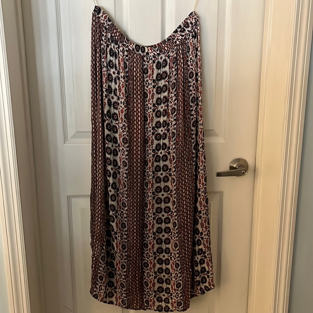 Beautiful Slitted Maxi Skirt